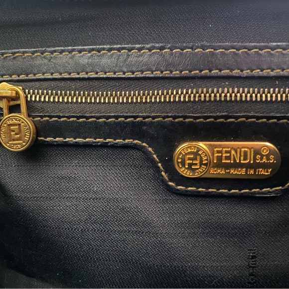 FENDI Vintage Pequin Boston Bag - Picture 11 of 16